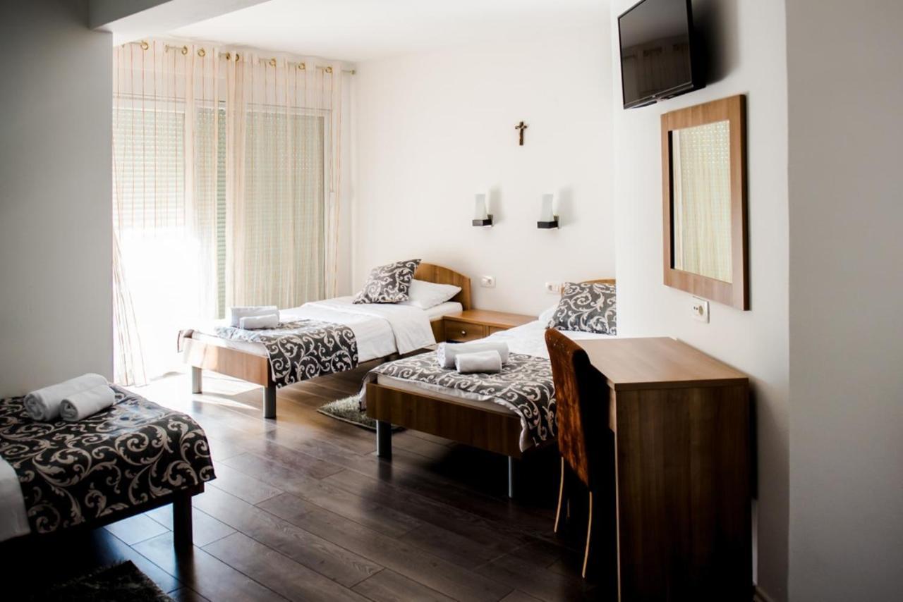 Hotel Villa Monako Međugorje Buitenkant foto