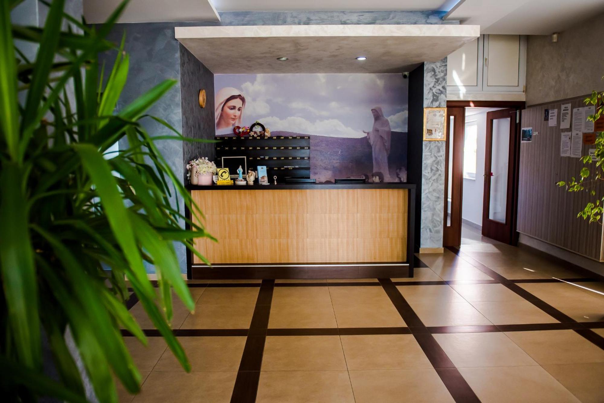 Hotel Villa Monako Međugorje Buitenkant foto