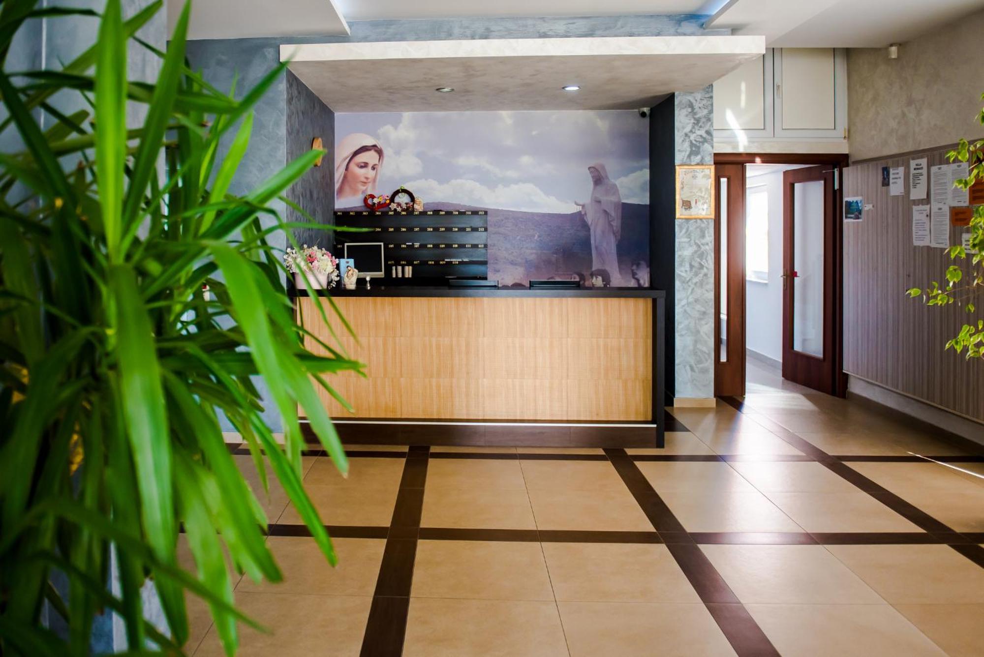 Hotel Villa Monako Međugorje Buitenkant foto