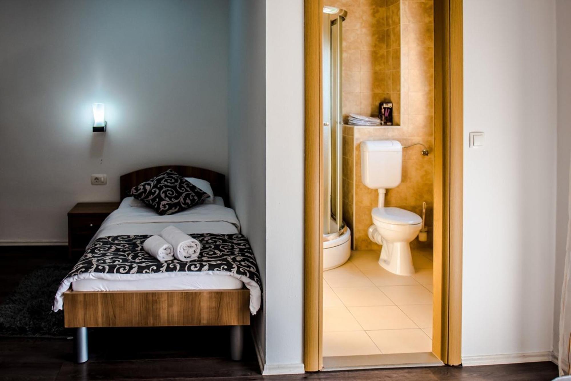 Hotel Villa Monako Međugorje Buitenkant foto