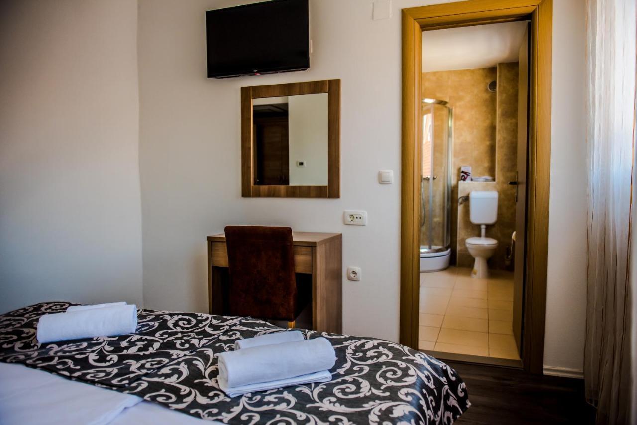 Hotel Villa Monako Međugorje Buitenkant foto